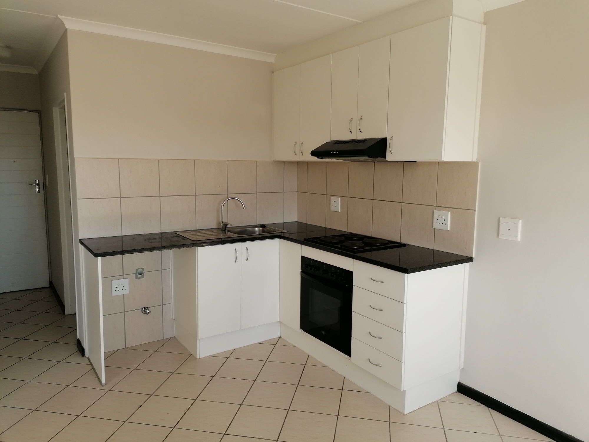 To Let 2 Bedroom Property for Rent in Buh Rein Estate Western Cape